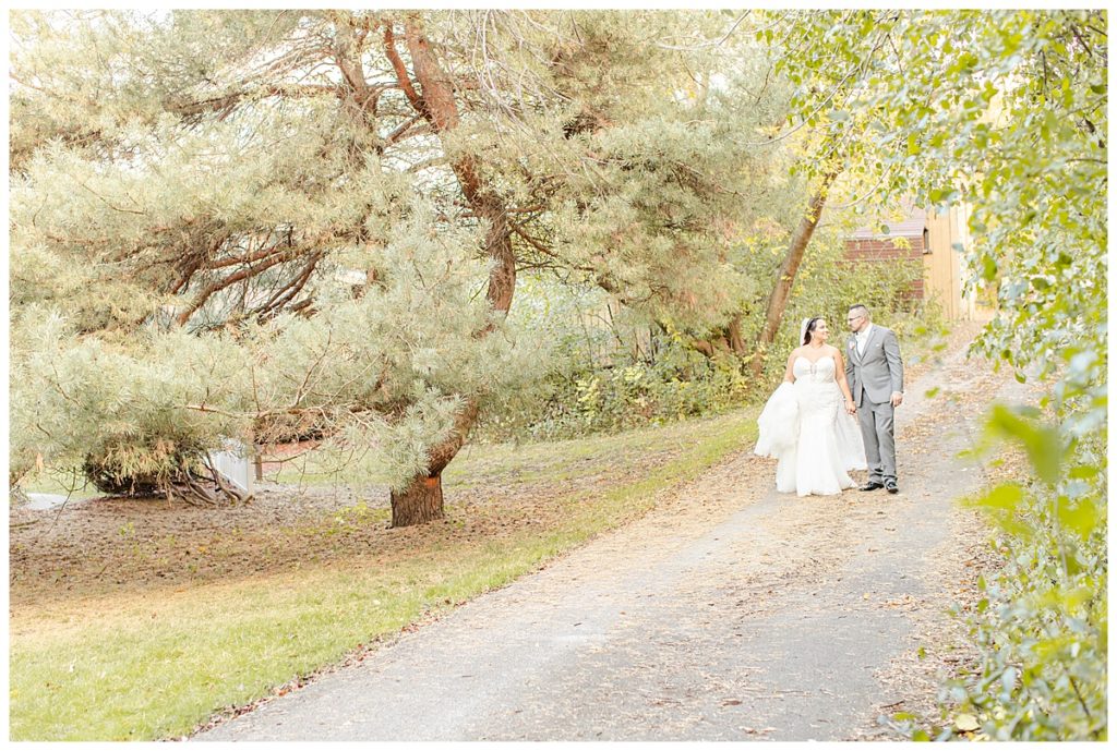 The Loft and Chapel at Cedar Ridge Wedding Photos
