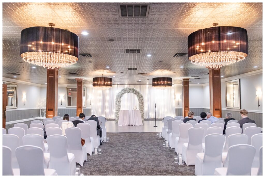 The Delafield Hotel Wedding Photos | Delafield, Wisconsin Wedding Venue | Milwaukee Wedding Photographer Chaviano Creative