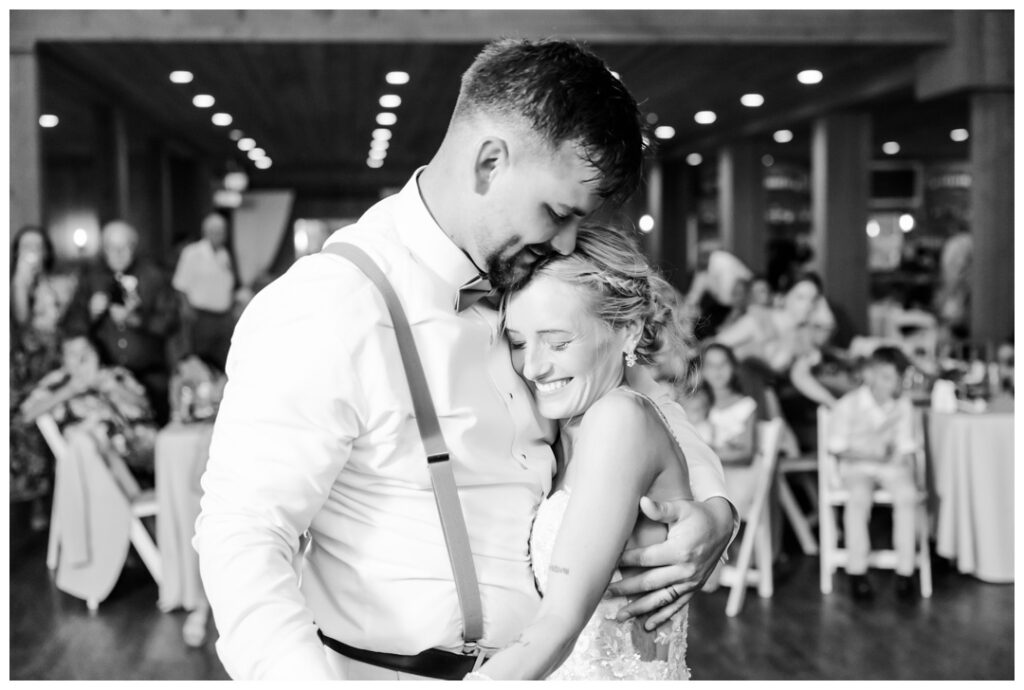 Rustic Manor 1848 Wedding Photos | Hartland, Wisconsin Wedding Venue | Hartland Wedding Photographer Chaviano Creative