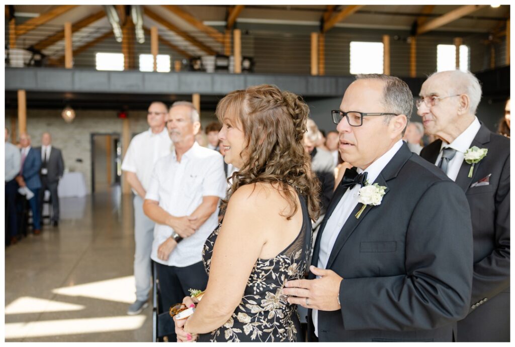 Fete Wedding Photos | Wales, Wisconsin Wedding Venue | Waukesha Wedding Photographer Chaviano Creative