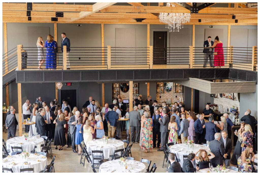 Fete Wedding Photos | Wales, Wisconsin Wedding Venue | Waukesha Wedding Photographer Chaviano Creative