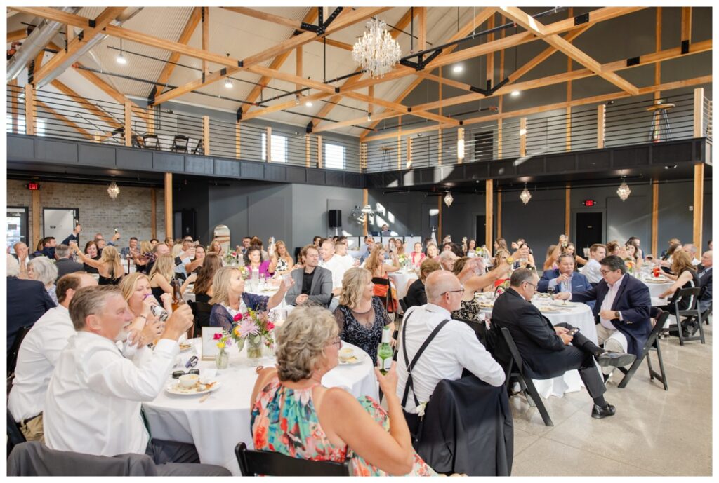 Fete Wedding Photos | Wales, Wisconsin Wedding Venue | Waukesha Wedding Photographer Chaviano Creative