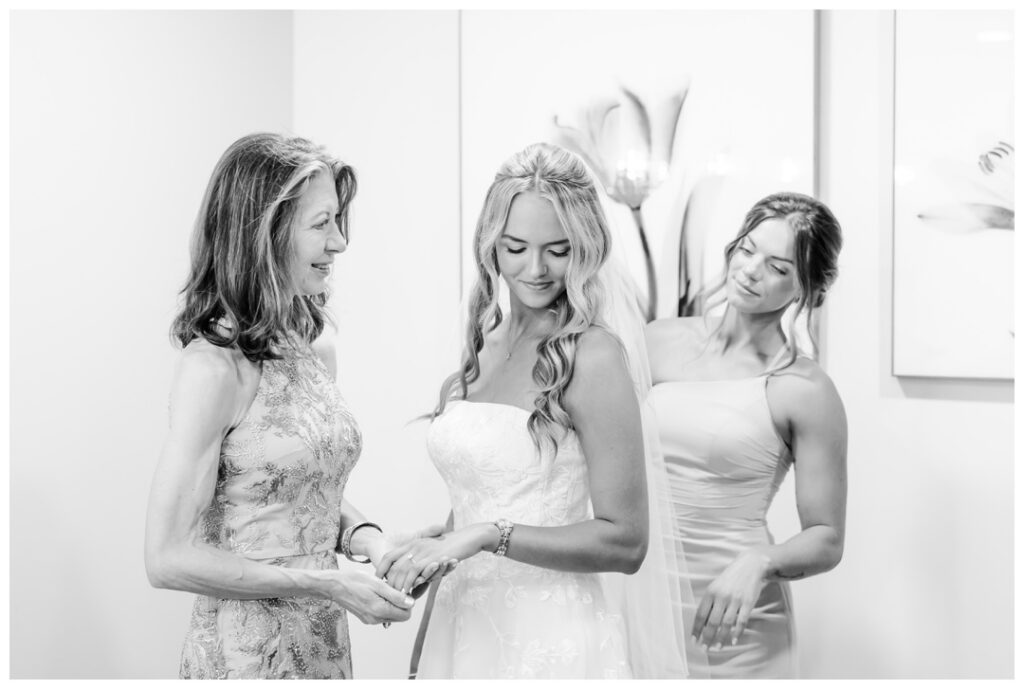 Veterans Terrace Wedding Photos | Burlington, Wisconsin Wedding Venue | Burlington Wedding Photographer Chaviano Creative